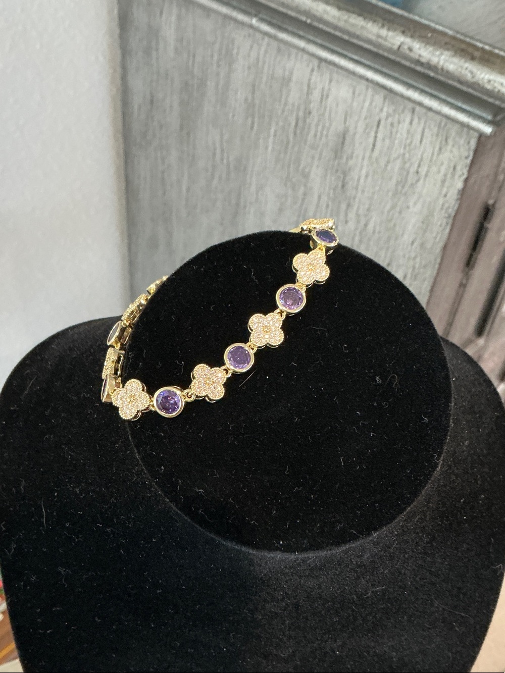 Gold-Plated Purple Stone Clover Bracelet - Women Jewelry